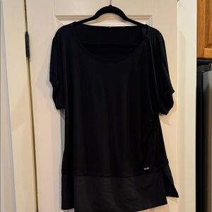 Calvin Klein Elegant Black Short Sleeve Top